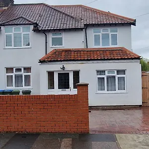 Apartment 1 Bedroom, Eltham